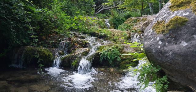 Views of the Cerezuelo river as it passes through Cazorla